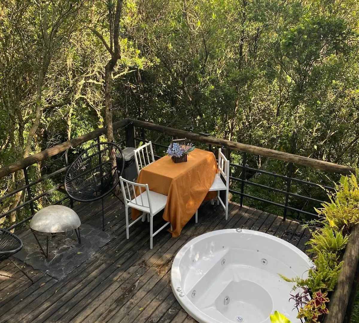 Cabana Lambrusco - La Cava Lodge Μεντεγίν Σαλέ